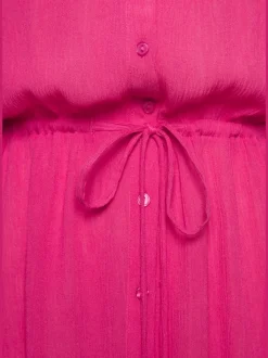 Robe de plage robe-chemisier tendance