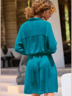 Robe de plage robe-chemisier tendance
