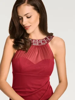Robe de soirée avec col en dentelle et fronces