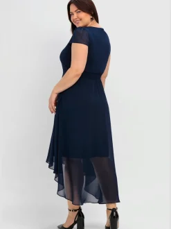 Robe de soirée manches chauve-souris affinantes