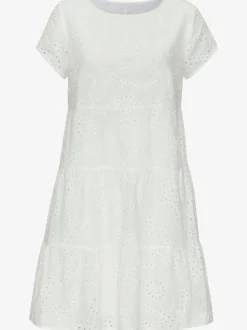 Robe d'été avec broderie ajourée à manches courtes