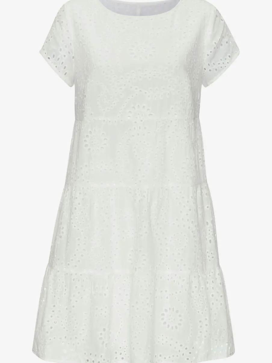 Robe d'été avec broderie ajourée à manches courtes