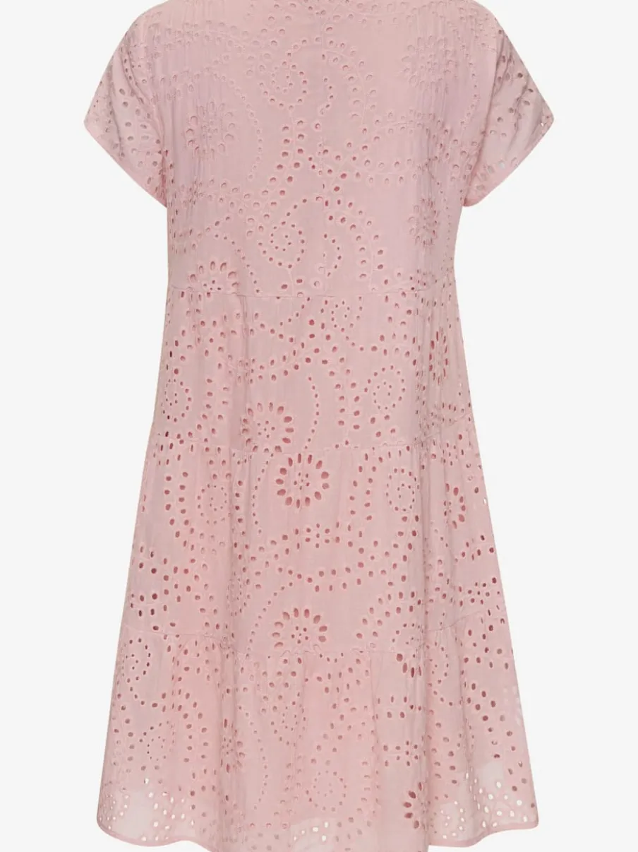 Robe d'été avec broderie ajourée à manches courtes