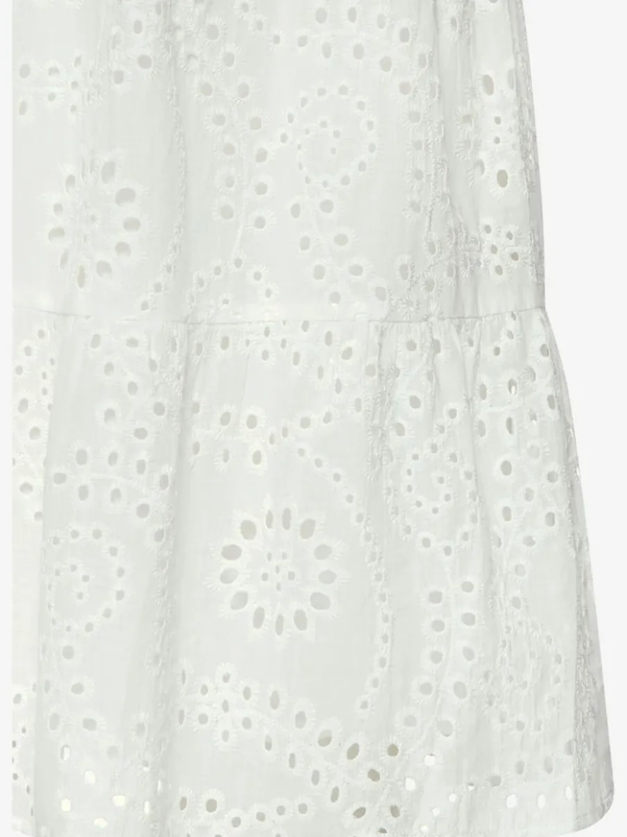 Robe d'été avec broderie ajourée à manches courtes