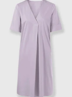 Robe d'été avec encolure en V et poches latérales