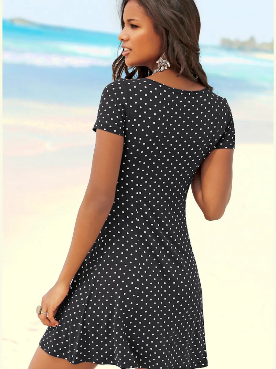 Robe d'été avec manches courtes et motif à pois