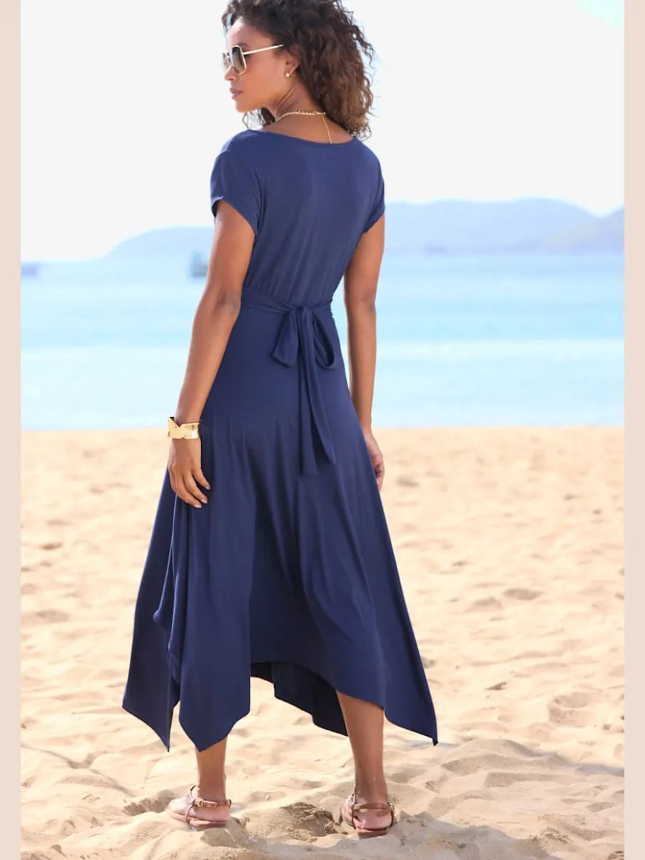 Robe d'été cache-cœur avec jupe ample et manches courtes