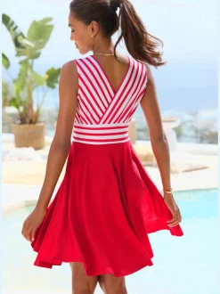 Robe d'été à col V profond et jupe imprimée avec effet cache-cœur