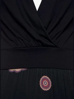 Robe d'été à effet cache-cœur avec motif imprimé