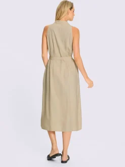 Robe d'été en lin sans manches avec ceinture nouée