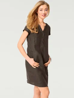 Robe d'été en pur lin avec encolure ronde et poches