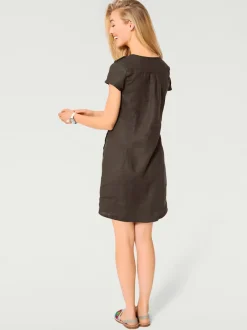 Robe d'été en pur lin avec encolure ronde et poches