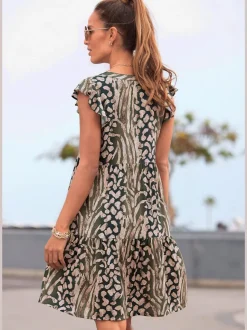 Robe d'été imprimée à encolure en V et manches chauve-souris
