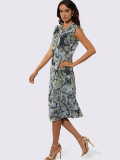 Robe d'été imprimée à encolure ronde et manches dentelle