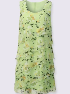 Robe d'été légère avec volants et détails floraux
