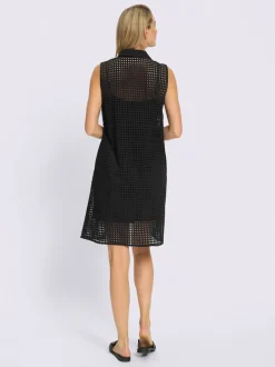 Robe d'été légère à col chemise et broderie ajourée