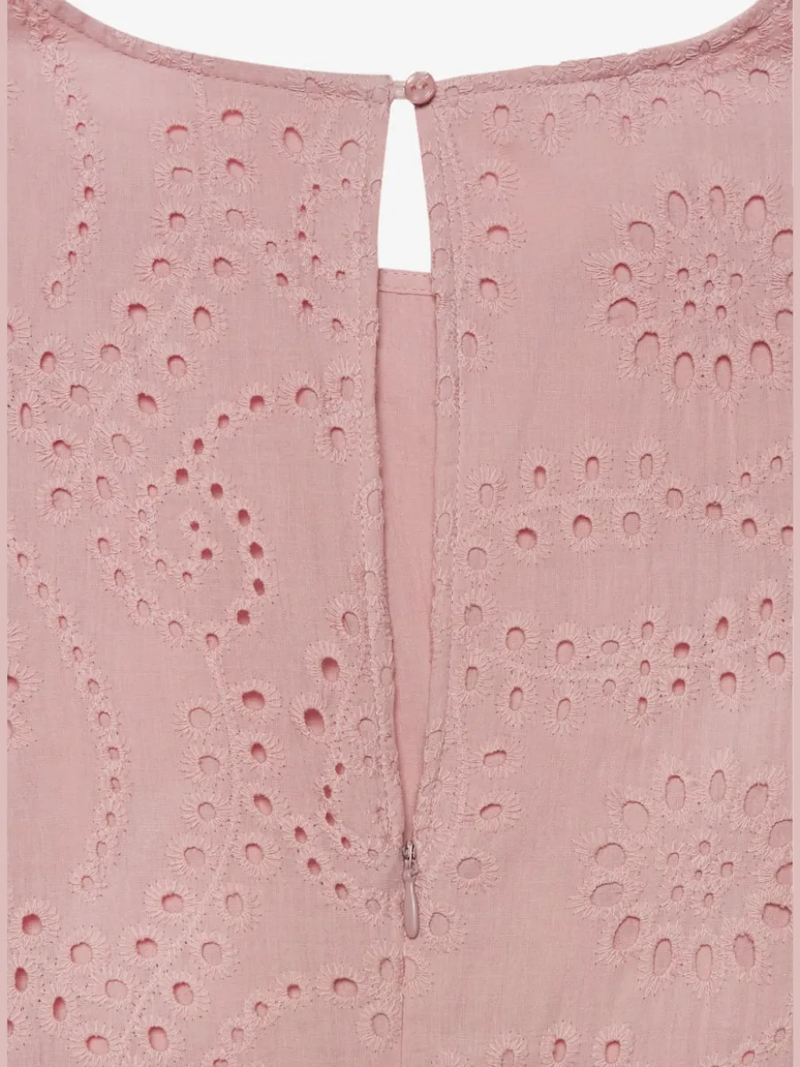 Robe d'été longue sans manches avec dentelle et plis flatteurs