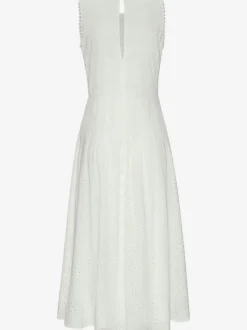 Robe d'été longue sans manches avec dentelle et plis flatteurs