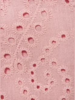 Robe d'été longue sans manches avec dentelle et plis flatteurs