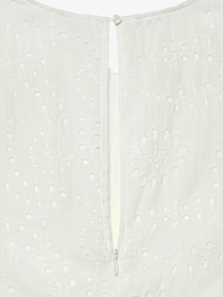 Robe d'été longue sans manches avec dentelle et plis flatteurs