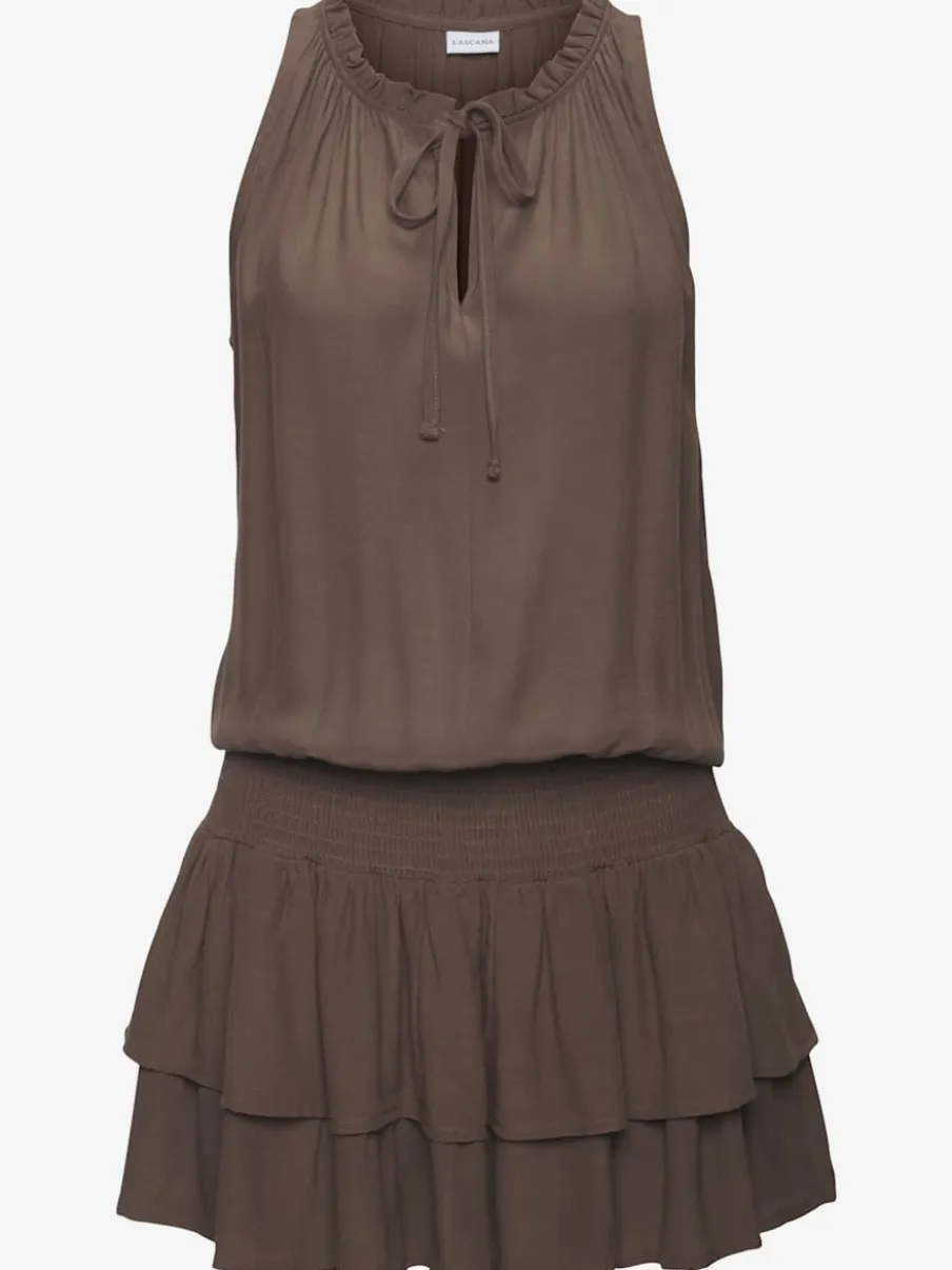 Robe d'été sans manches à encolure volantée et jupe évasée