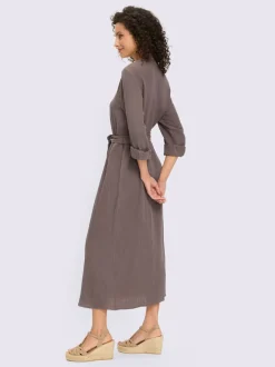 Robe en coton avec encolure en V et manches retroussables