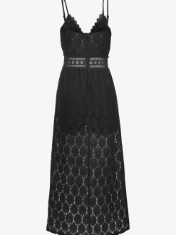 Robe en dentelle avec empiècement et fente avant