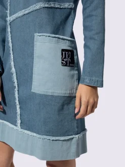 Robe en jean à capuche avec manches longues et poche avant