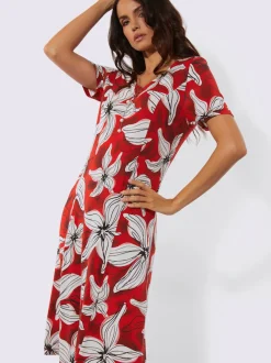 Robe en jersey avec encolure ronde et manches courtes à motifs floraux