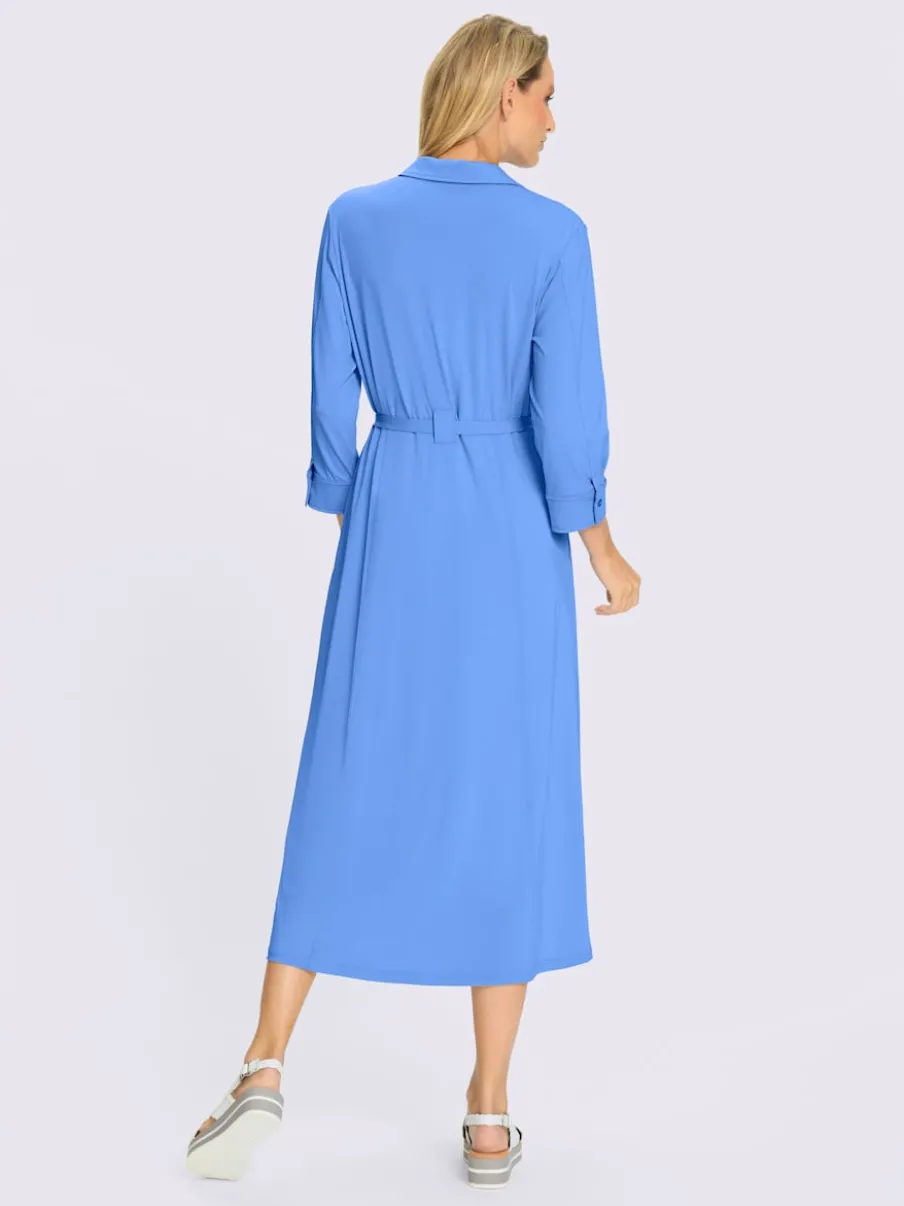 Robe en jersey à col chemise et manches trois quarts
