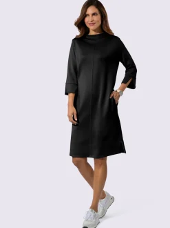 Robe en jersey douce avec col corolle et rayures