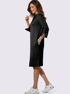 Robe en jersey douce avec col corolle et rayures