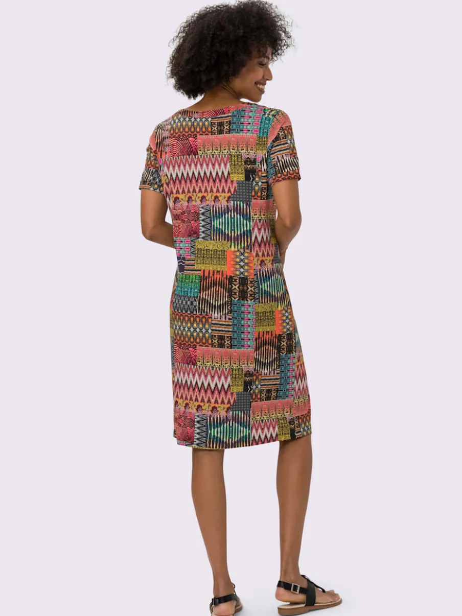 Robe en jersey imprimé avec col V et manches courtes