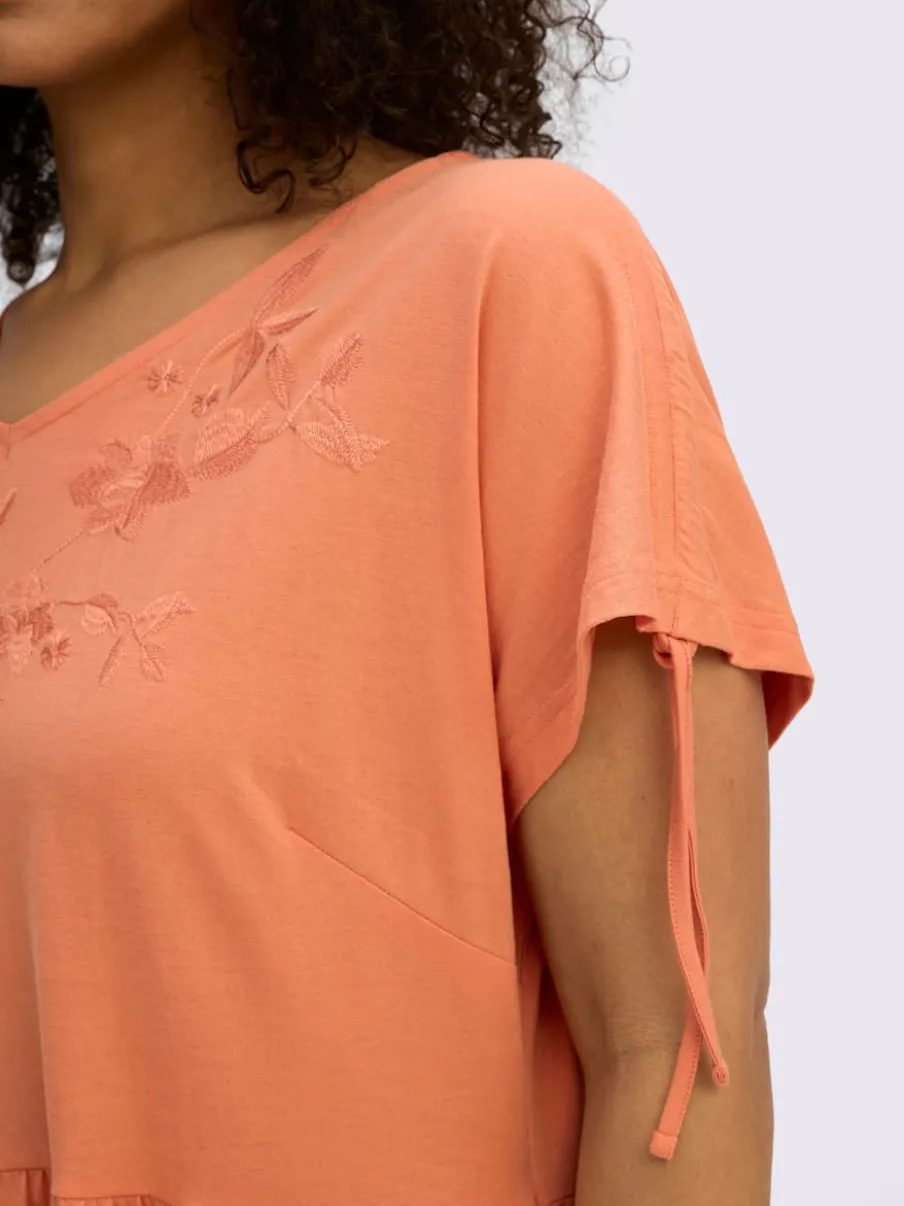 Robe en jersey superbe broderie florale
