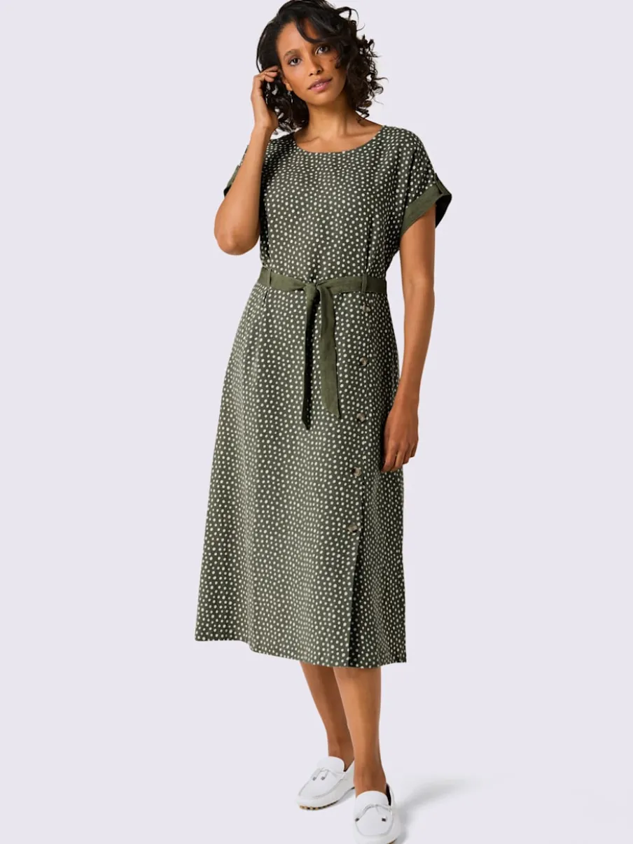 Robe en lin à ceinture boutons et fentes latérales