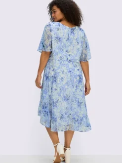 Robe en mousseline encolure en v affinante