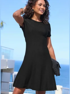 Robe en tricot encolure ronde classique