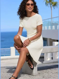 Robe en tricot encolure ronde classique