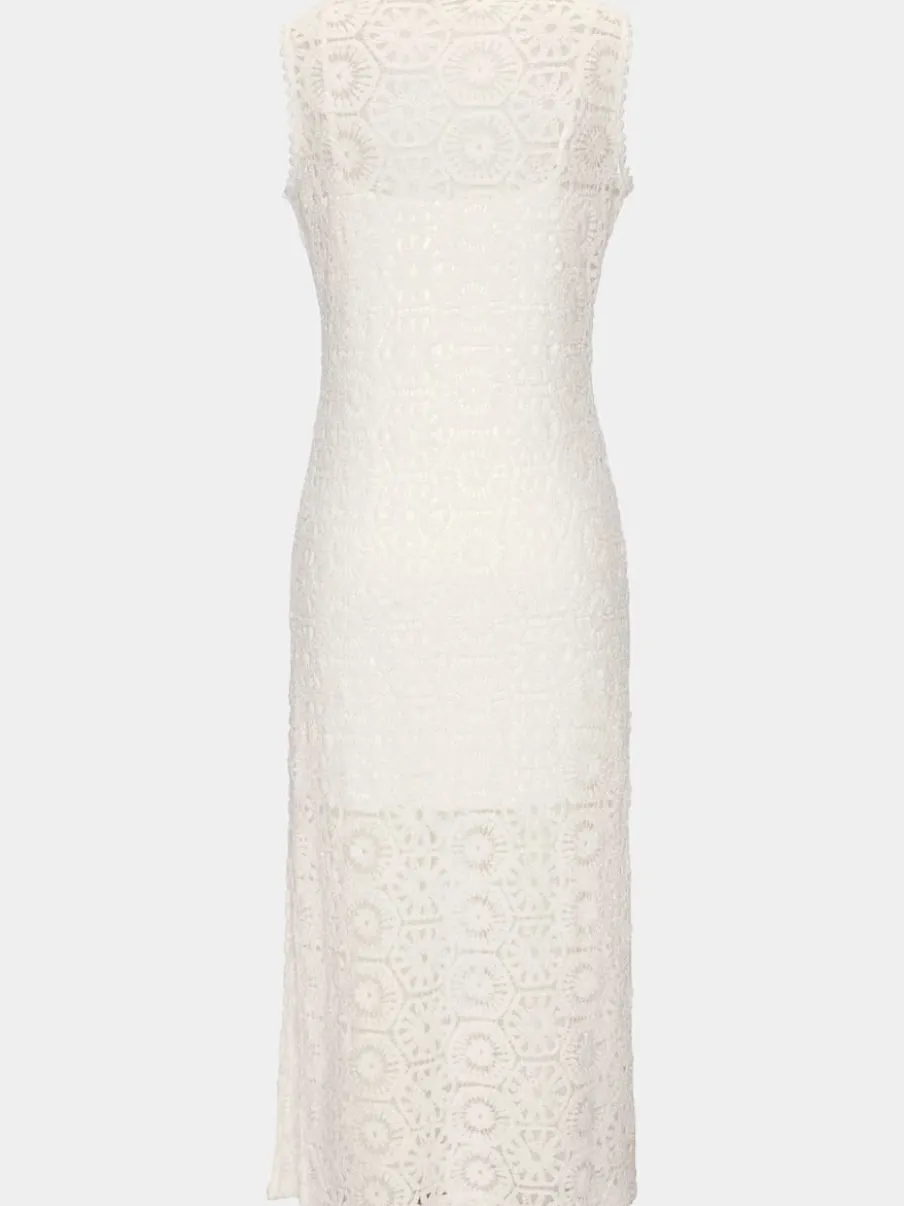 Robe en tricot légère à encolure ronde et sans manches