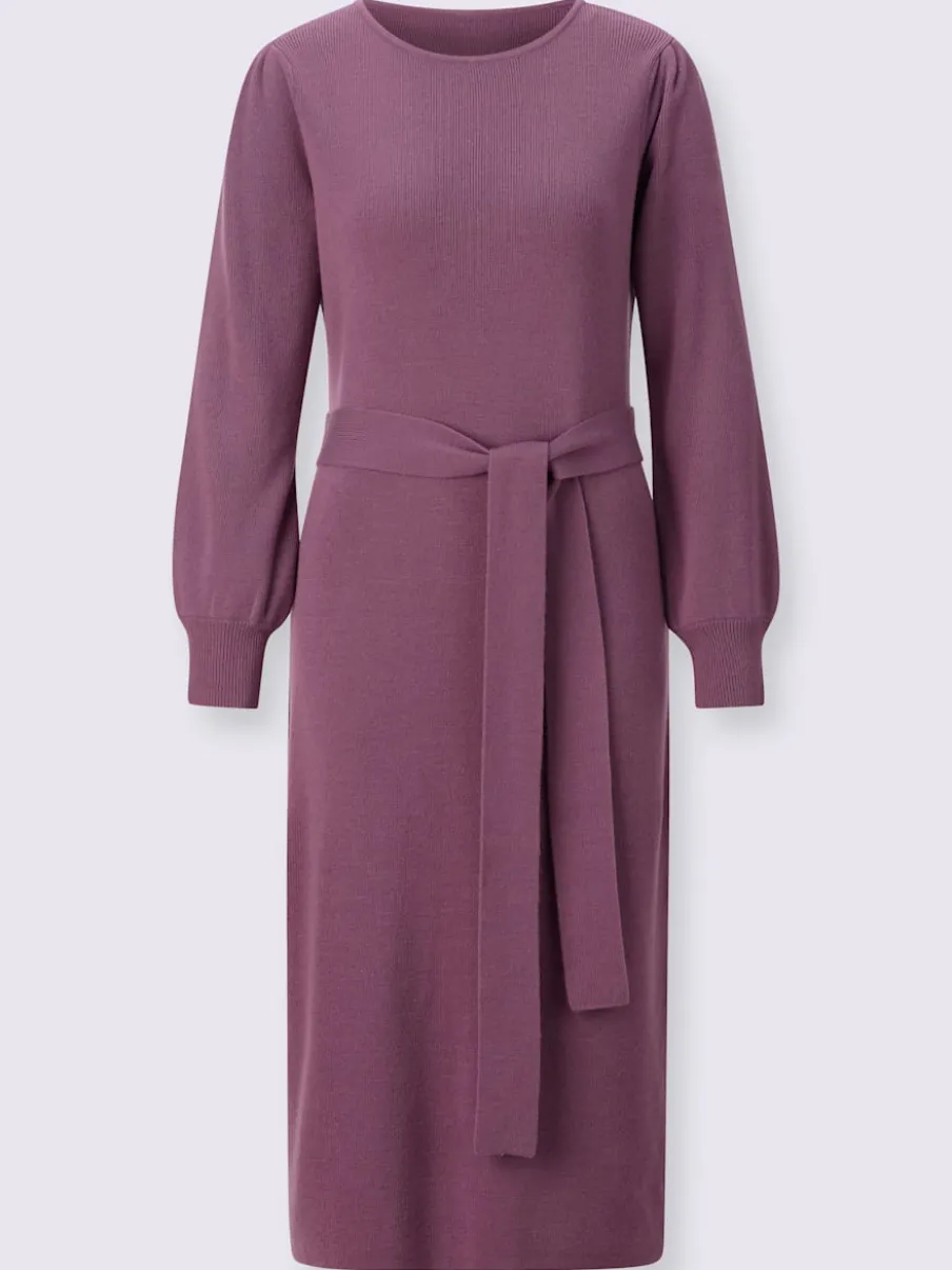 Robe en tricot à manches ballon avec ceinture intégrée