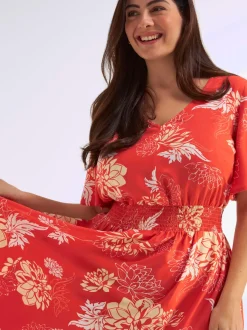 Robe à fleurs motif floral
