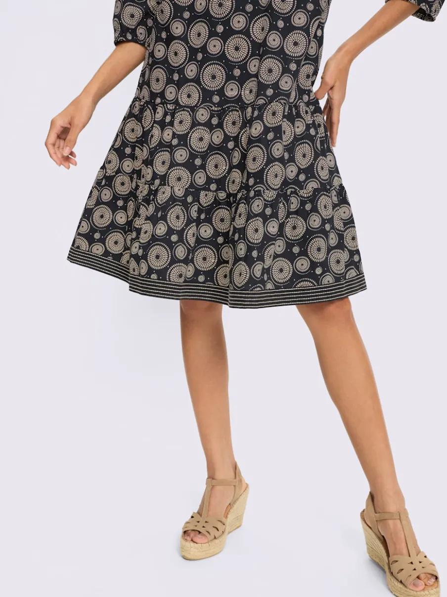 Robe imprimée avec col V et manches 3/4 élastiques
