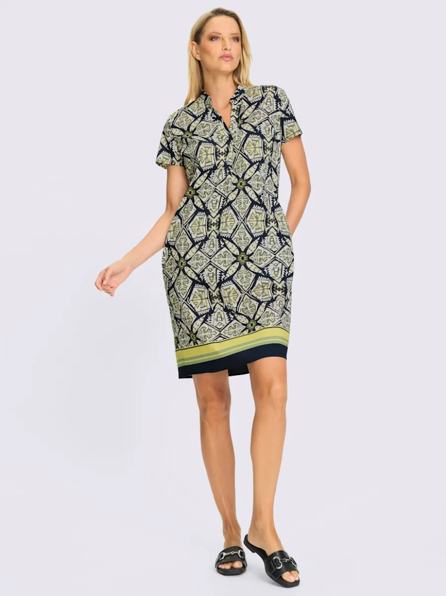 Robe imprimée col chemise avec plis sur devant
