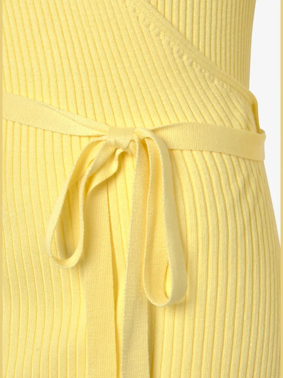 Robe longue cache-cœur en tricot avec ceinture ajustable