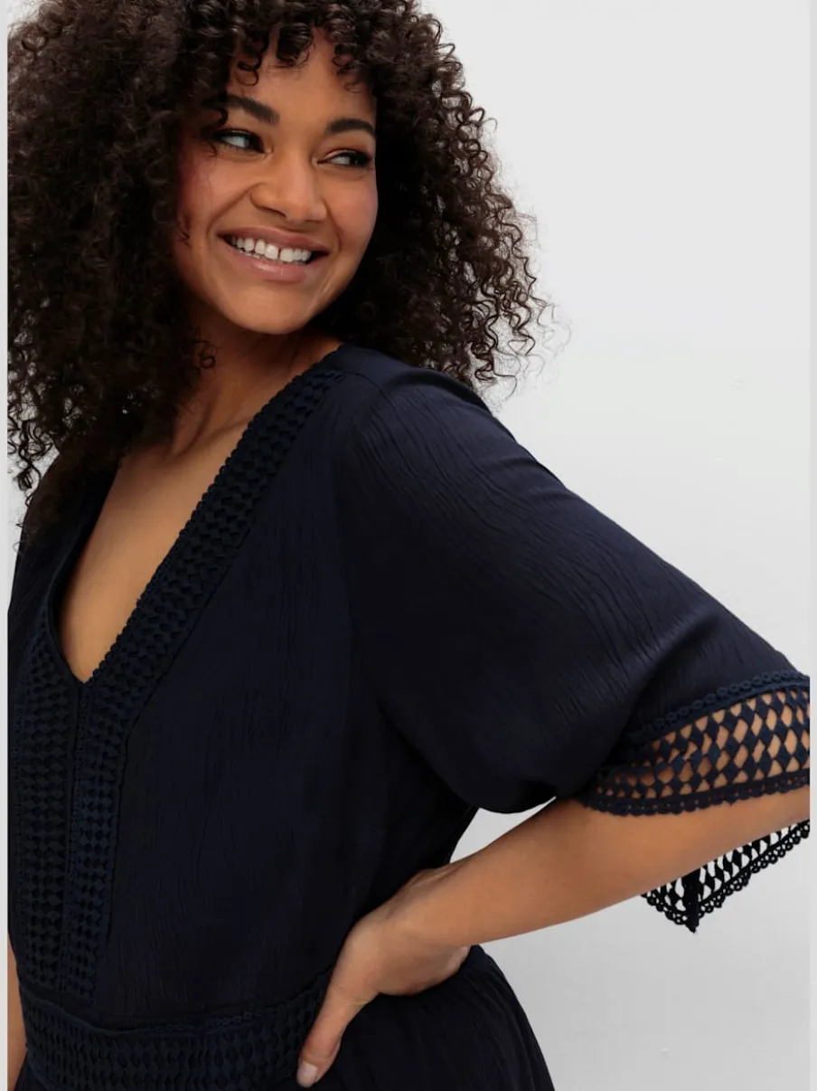 Robe longue dentelle crochetée