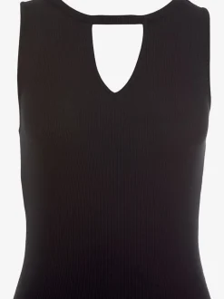 Robe mi-longue avec découpes et coupe cintrée raffinée
