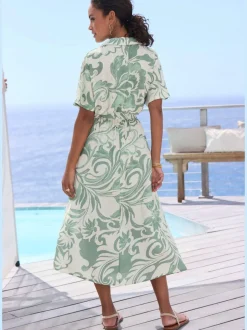 Robe mi-longue robe d'été à col tendance et encolure en v
