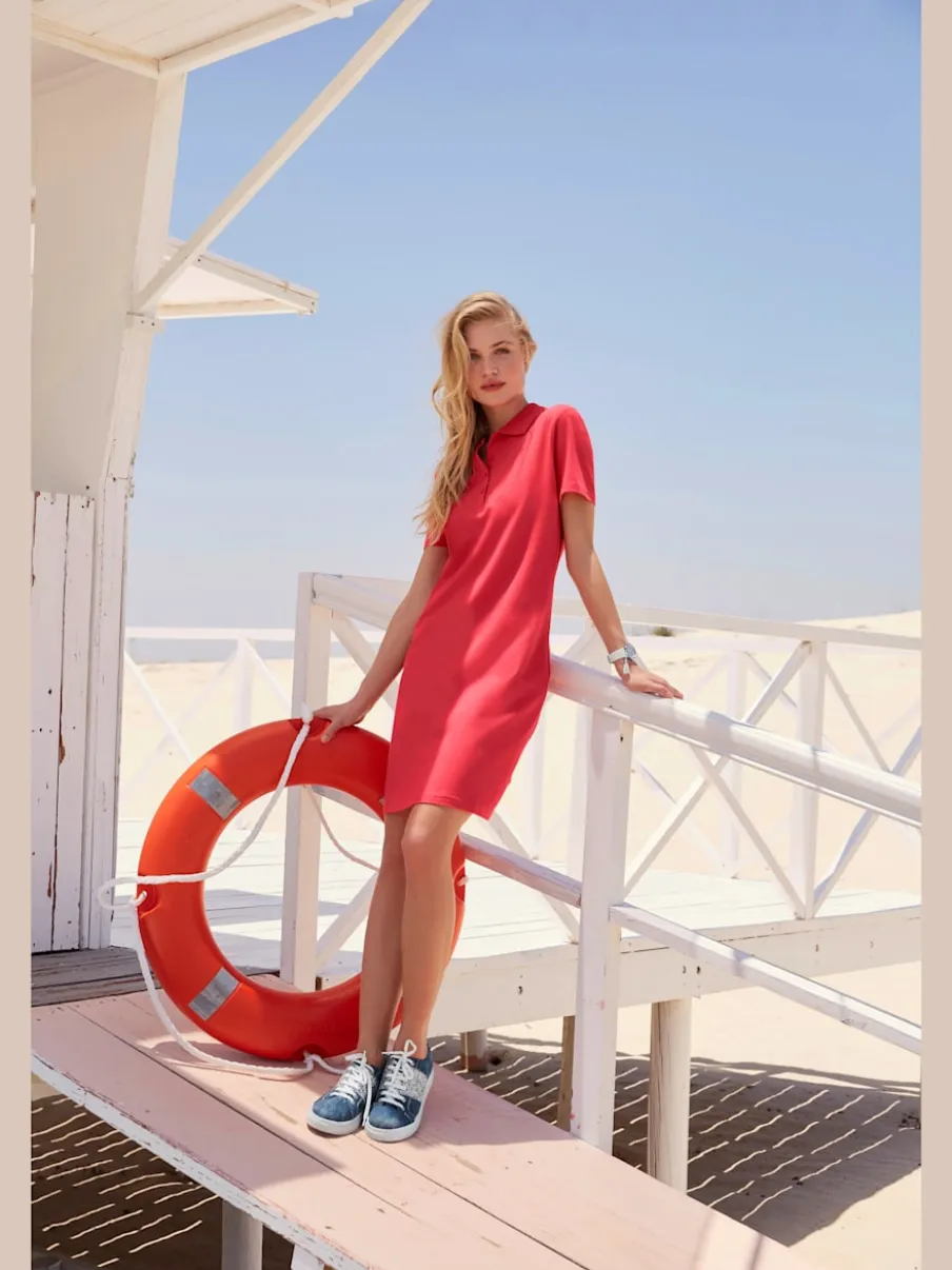 Robe polo à col classique et manches courtes en piqué doux