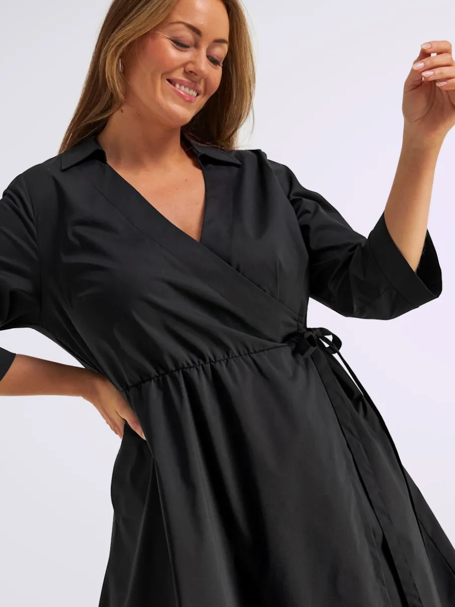 Robe portefeuille effet cache-cœur asymétrique