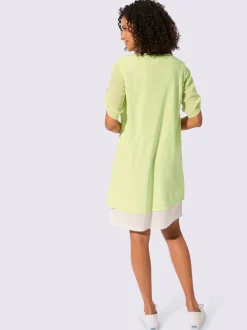 Robe tissée à encolure ronde et manches courtes retroussables